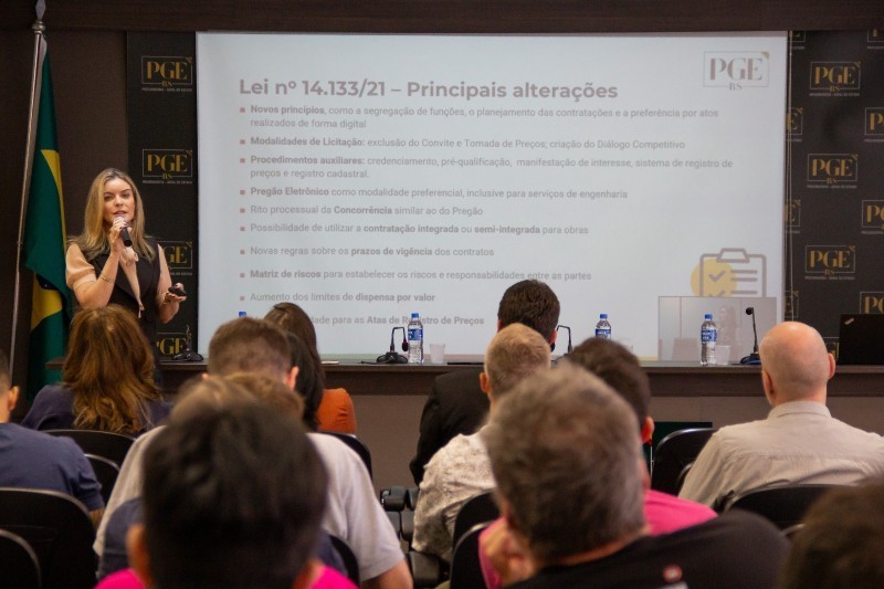 Fernanda Mentz ressaltou os desafios e as regulamentações da implementação da nova lei
